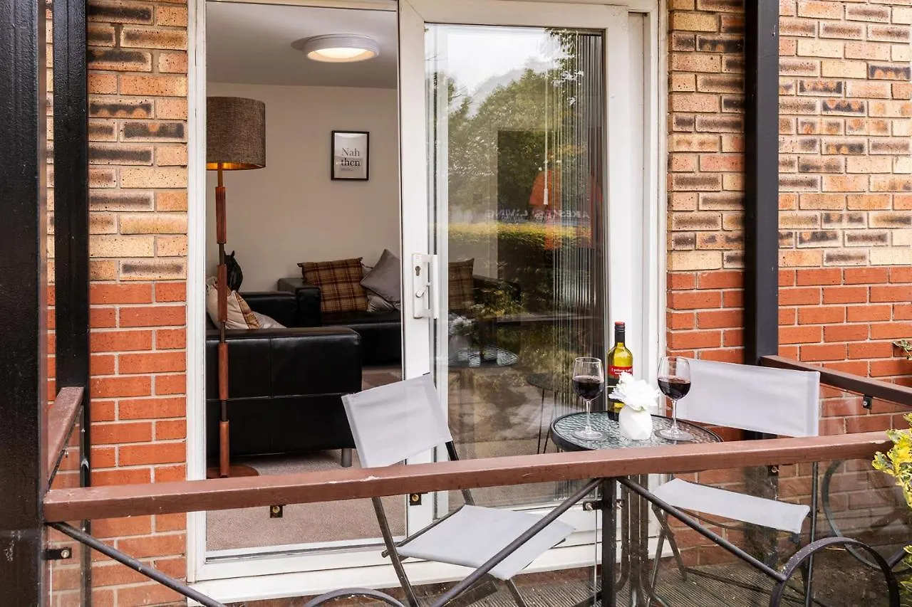 Doncaster Lakeside Reach Apartment