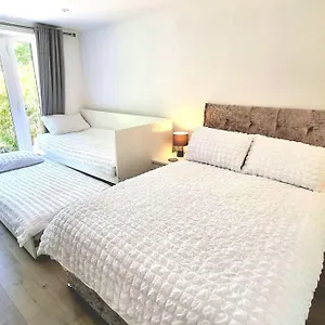 https://private-self-contained-place.tophotelsbath.com